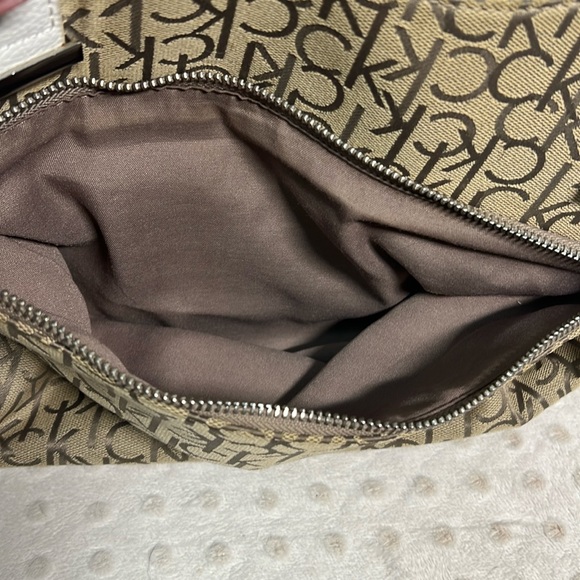 Calvin Klein Tan and White Monogrammed Medium Tote Shoulder Purse with Pockets - Picture 8 of 13